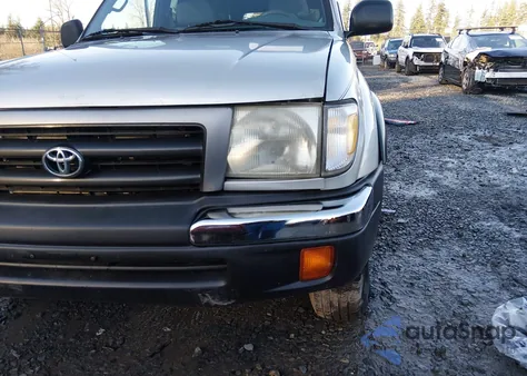 2000 Toyota Tacoma Prerunner V6 из США, поврежденный, VIN 4TASN92N4YZ666790